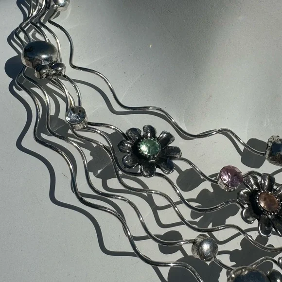 Rare VTG Flower Statement Bib Necklace - Picture 6 of 6